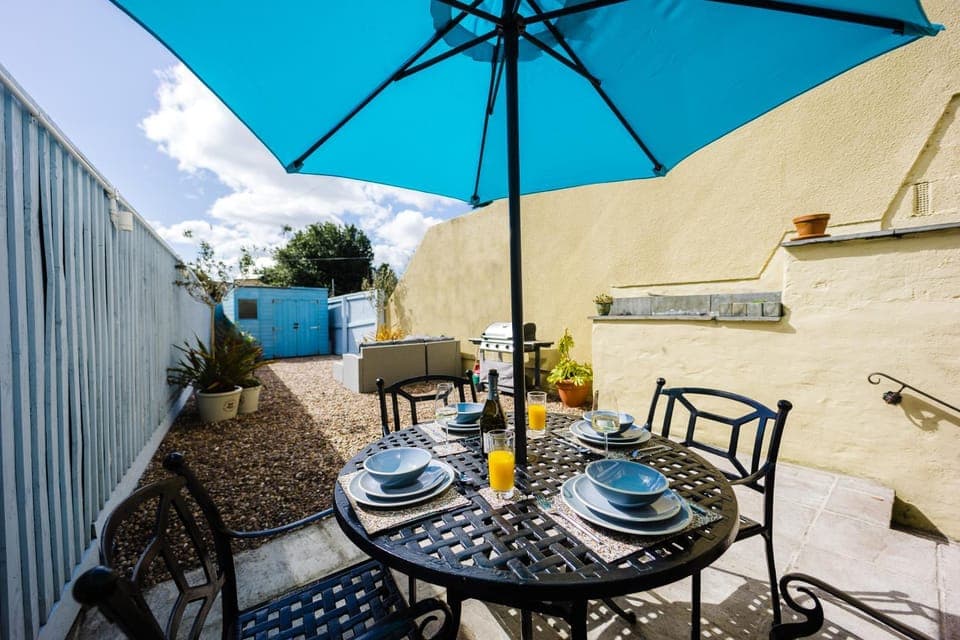 Patio, Garden, Garden view