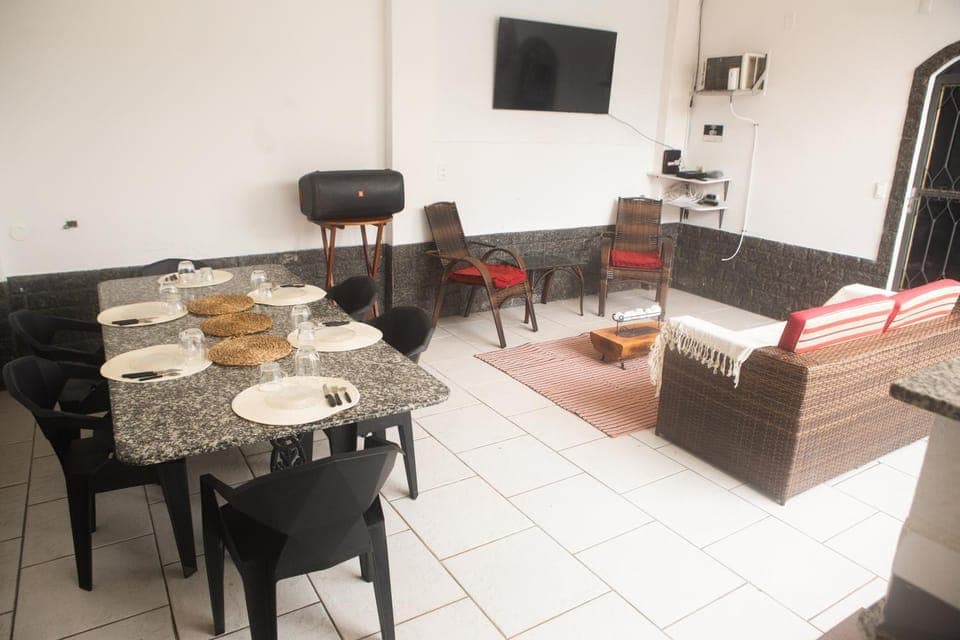 TV and multimedia, Living room, Banquet/Function facilities, Seating area