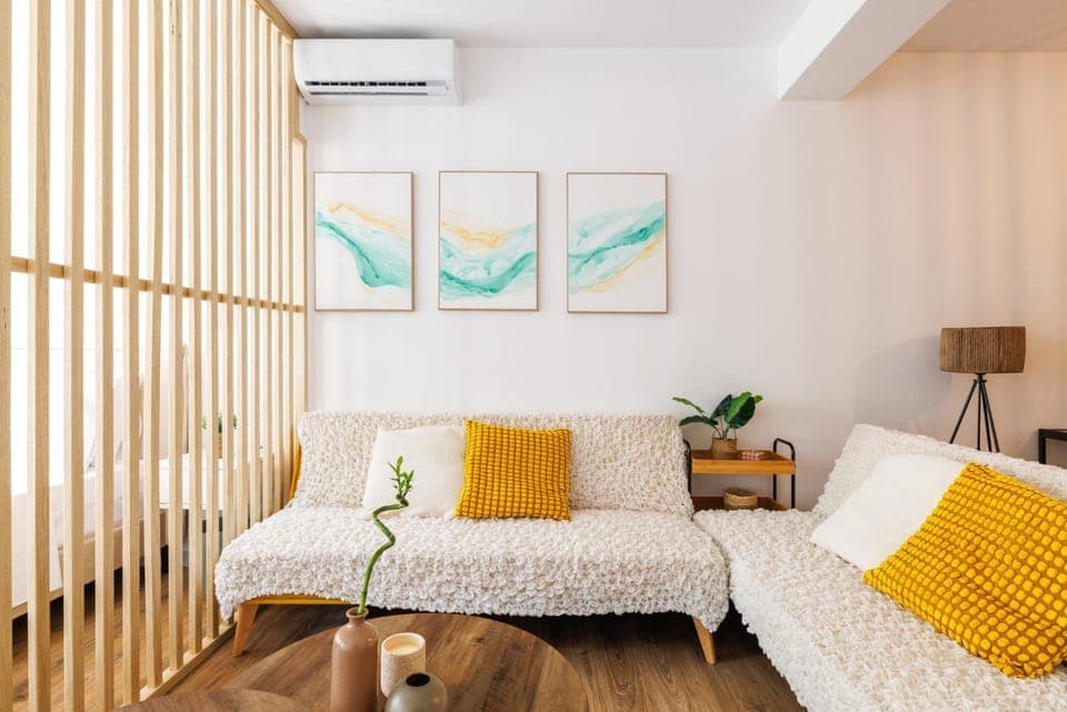 Living room, Seating area