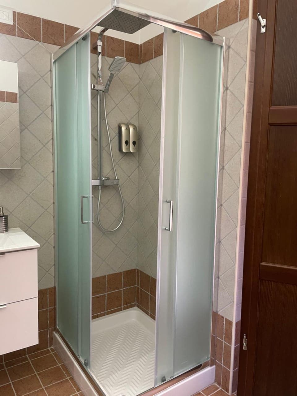 Shower, Bathroom