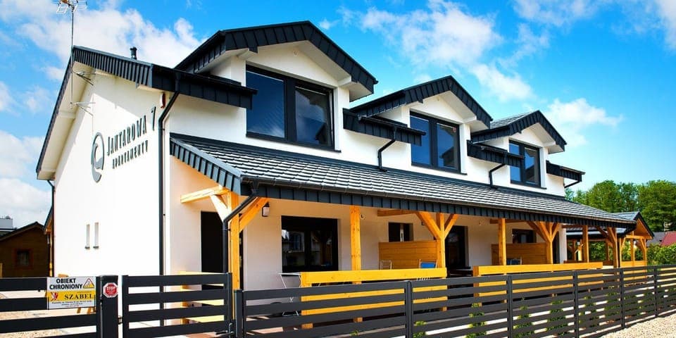 Property building, Day