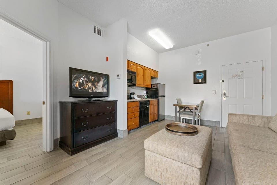 Scottsdale upgraded 1 bd 1 ba 2 Queen Beds Apartment in Paradise Valley