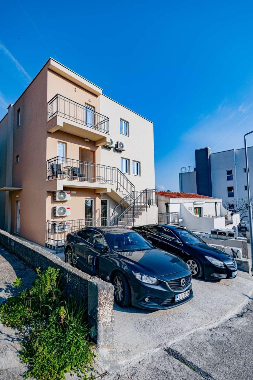 Property building, Parking