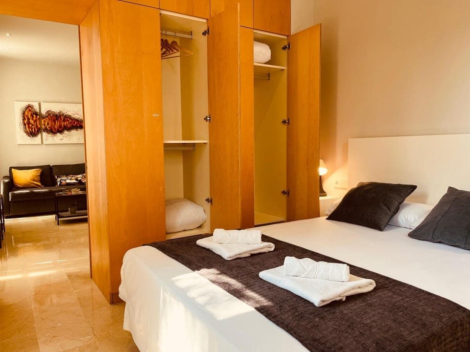 Bed, Photo of the whole room, Bedroom, wardrobe
