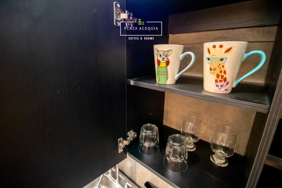 Coffee/tea facilities, Kitchen or kitchenette