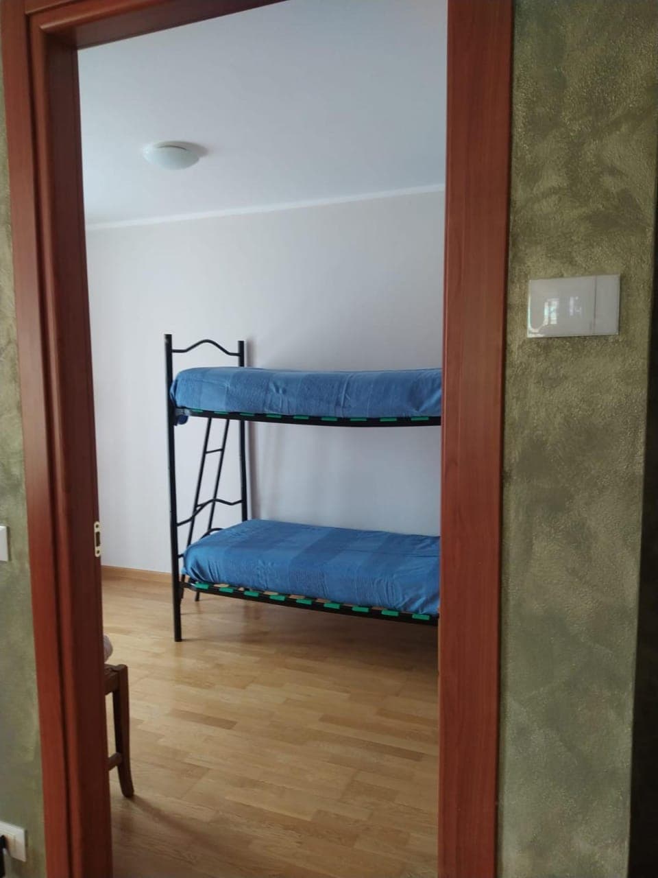 Bed, Photo of the whole room, Bedroom, bunk bed