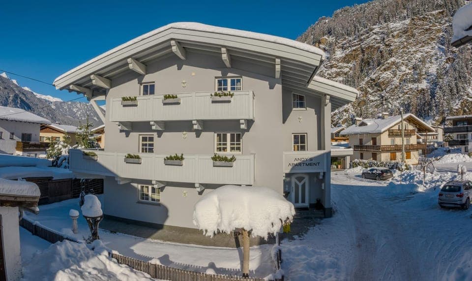 Property building, Winter