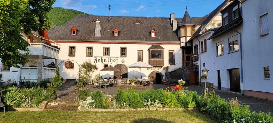 Property building, Garden