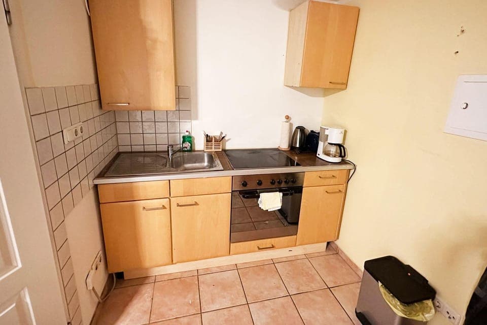 Coffee/tea facilities, Kitchen or kitchenette, pet friendly, stove