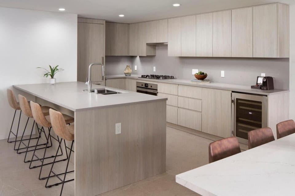 Kitchen or kitchenette