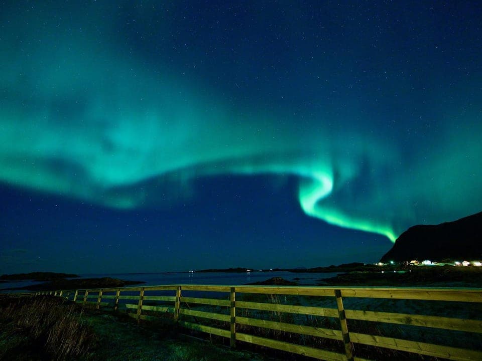 Nearby landmark, Natural landscape