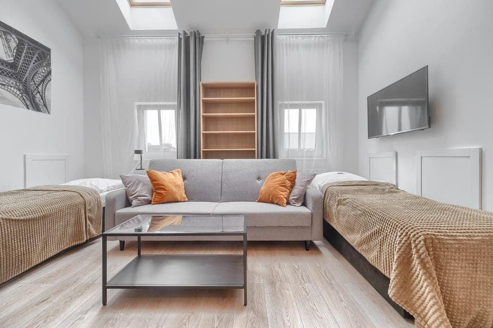 TV and multimedia, Living room, Photo of the whole room, Seating area