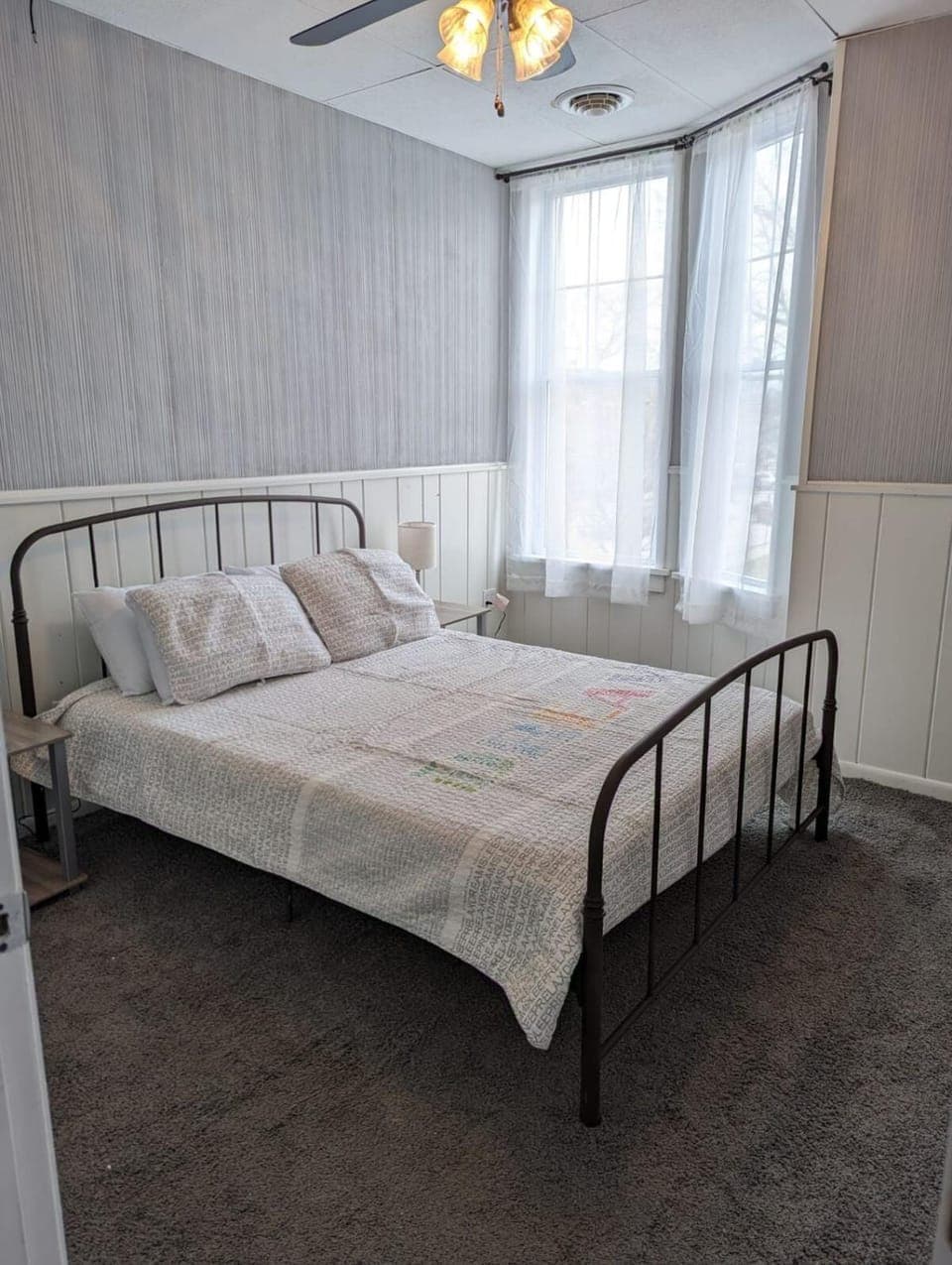Charming Apartments in the Heart of Robinson Apartment in Indiana