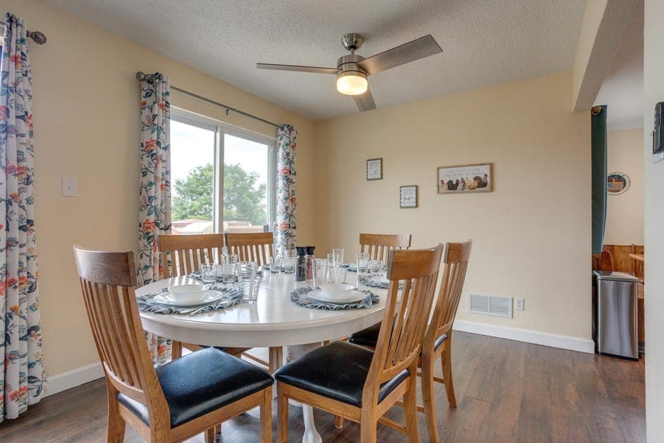 Grill, Fireplace & Fenced-In Yard: Thornton Home! House in Northglenn