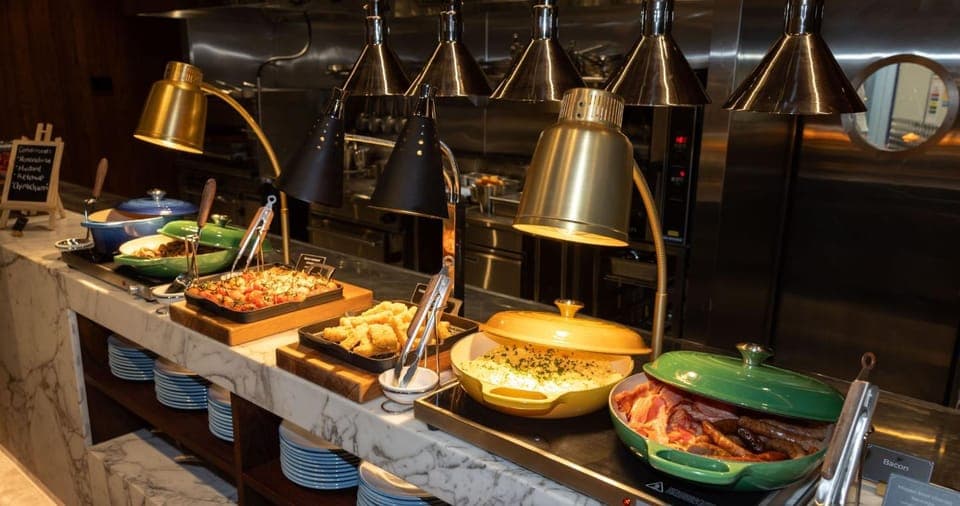 Restaurant/places to eat, Breakfast, Buffet breakfast