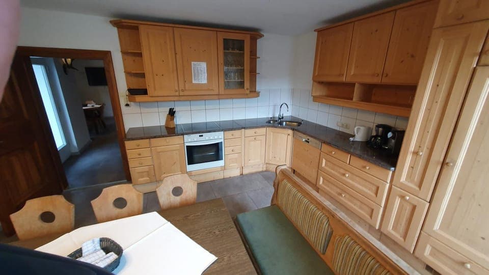 Coffee/tea facilities, Kitchen or kitchenette, dishwasher, pet friendly, stove