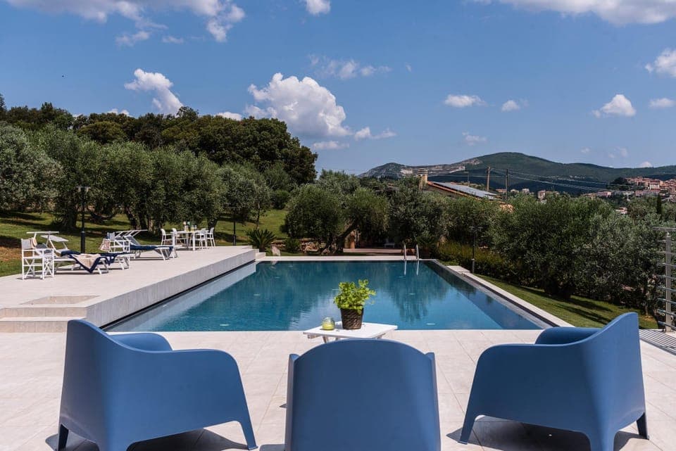 Pool view, Swimming pool