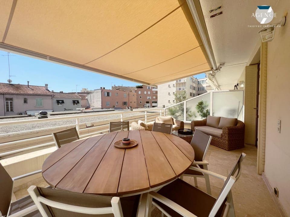 Patio, Balcony/Terrace, Dining area