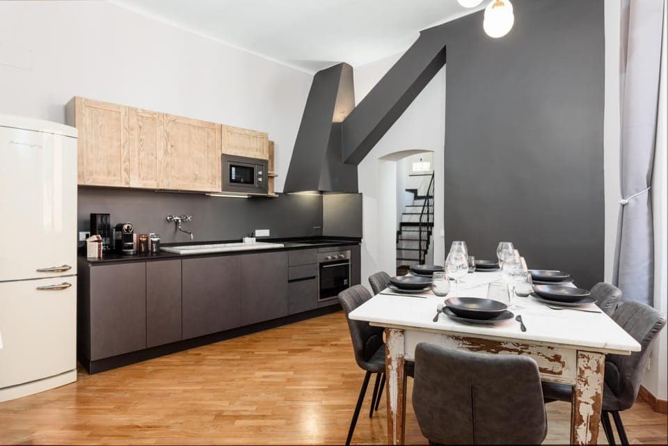 Coffee/tea facilities, Kitchen or kitchenette, Dining area, dishwasher, minibar, pet friendly, stove, toaster