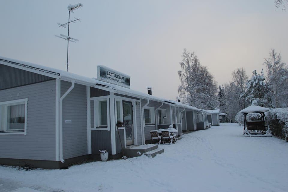 Facade/entrance, Winter