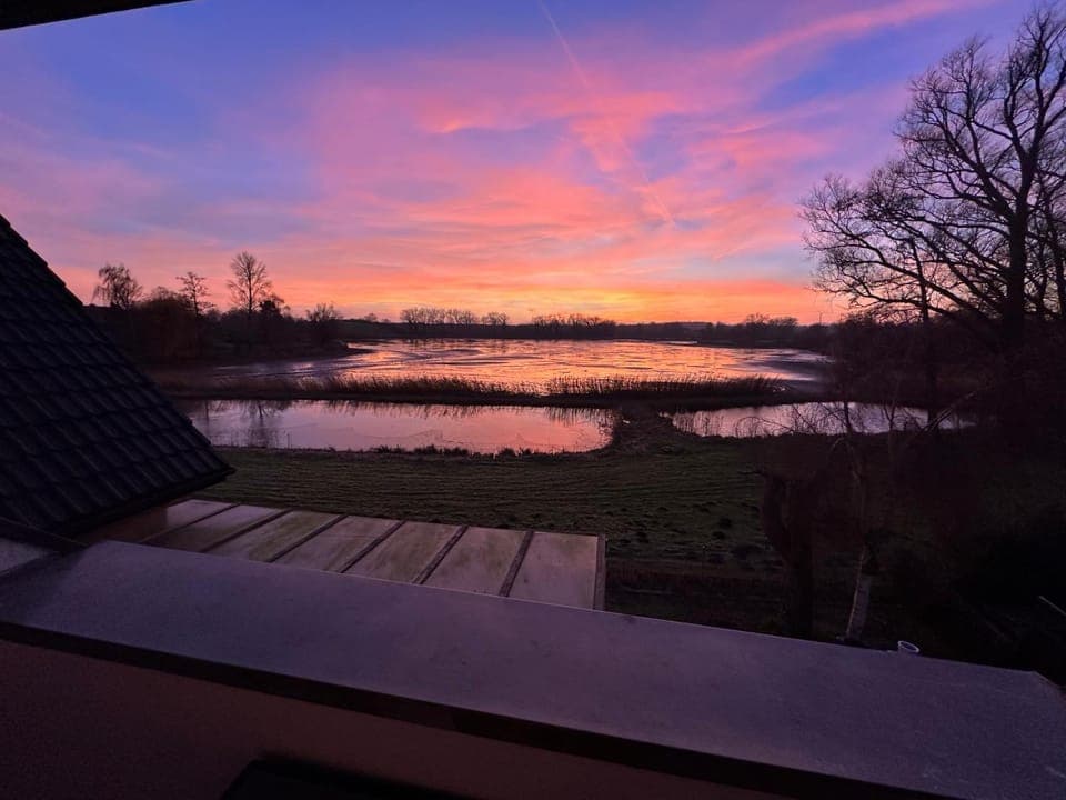 Natural landscape, Balcony/Terrace, Lake view, Sunrise, Sunset