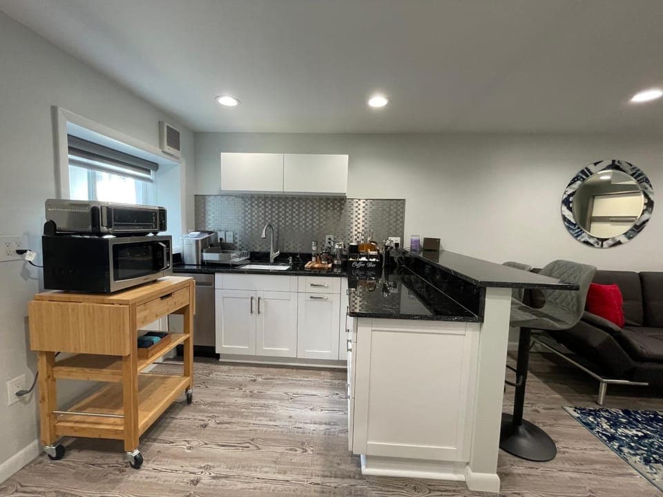 Kitchen or kitchenette