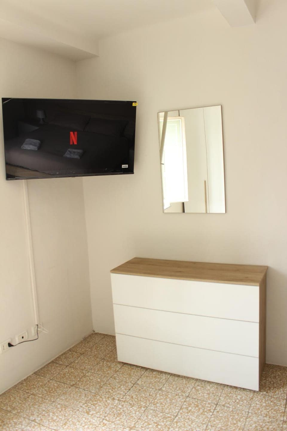 TV and multimedia, Bedroom, furniture, locker