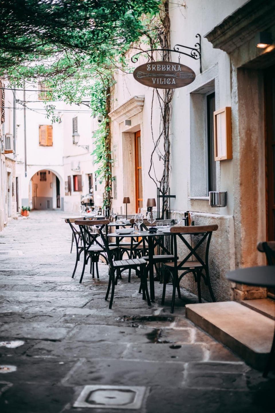 Patio, Restaurant/places to eat