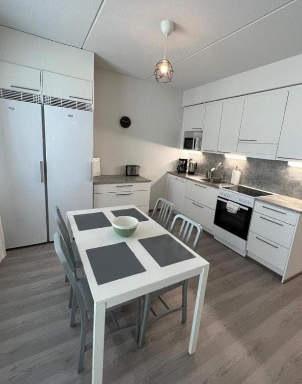 Kitchen or kitchenette, Dining area, dishwasher, oven, stove, toaster