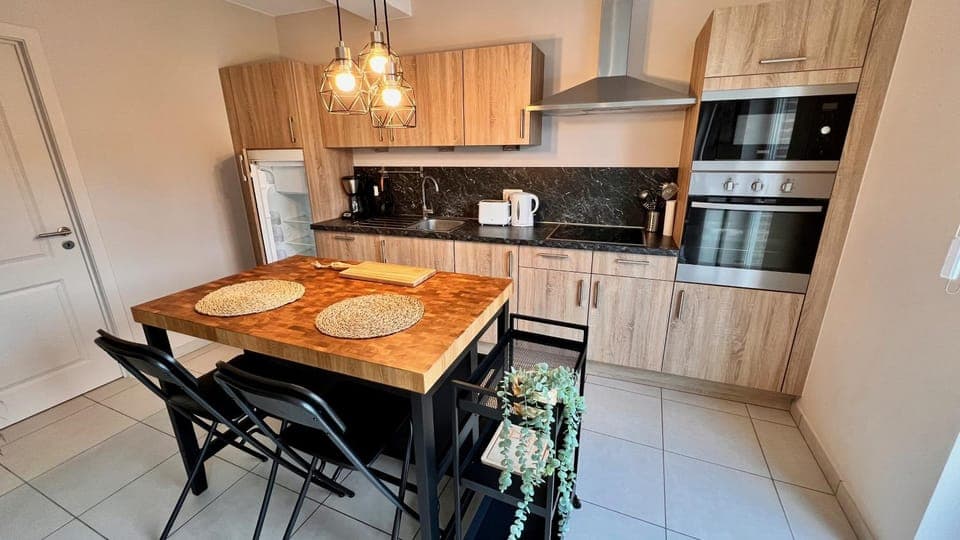 Kitchen or kitchenette, dishwasher, minibar, pet friendly, stove, toaster