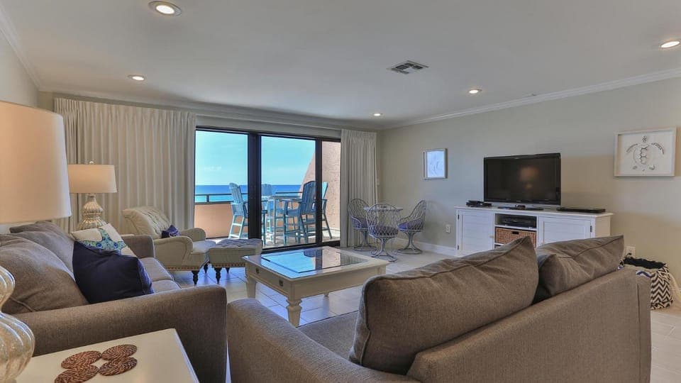 Aegean 305 - Breathtaking Views from this Aegean 3 Bedroom Beach Front Unit House in Destin