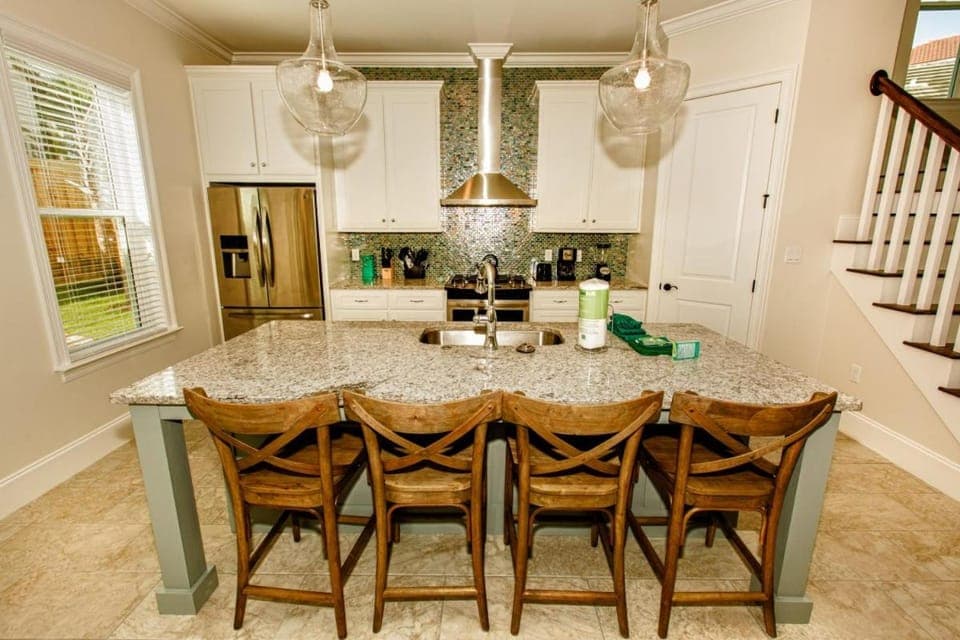 Wanderlust - Modern Home Close to the Beach Private Pool House in Destin