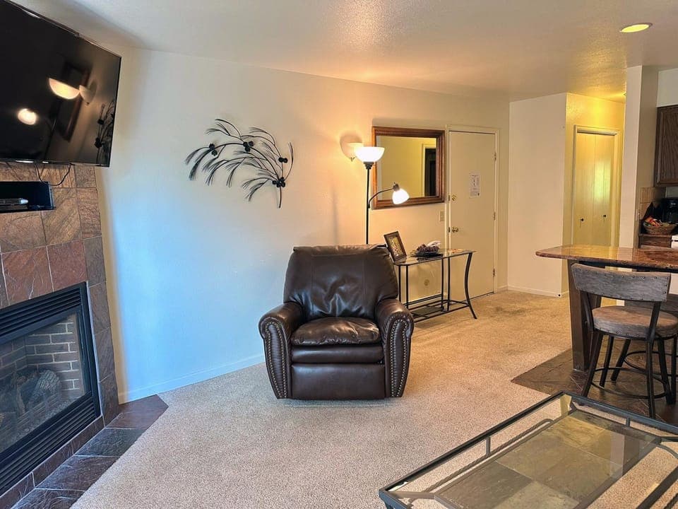 Fawn Valley Inn- 292 Apartment in Estes Park