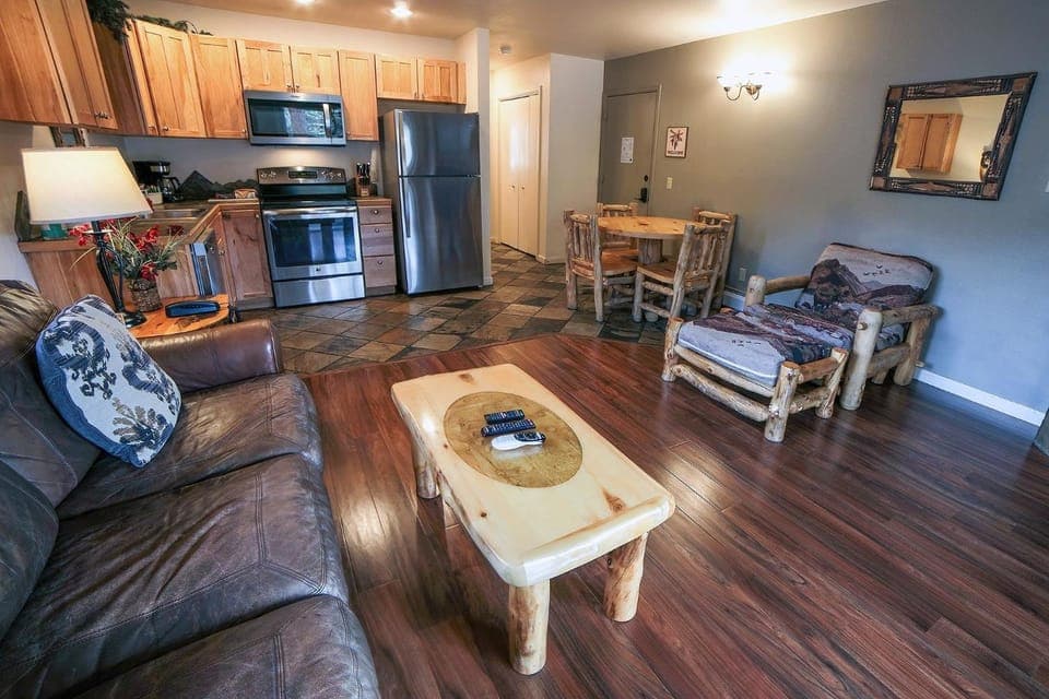 Fawn Valley Inn- 267 condo Apartment in Estes Park