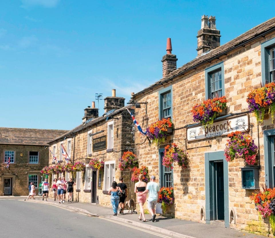 Neighbourhood, City view, Landmark view, Location
