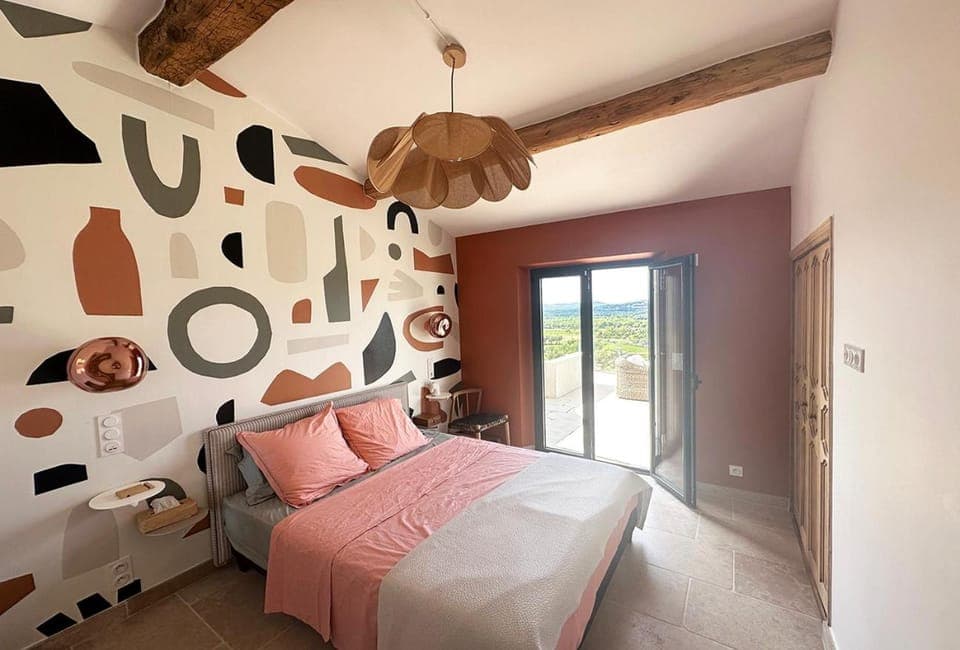 Bed, Photo of the whole room, Bedroom