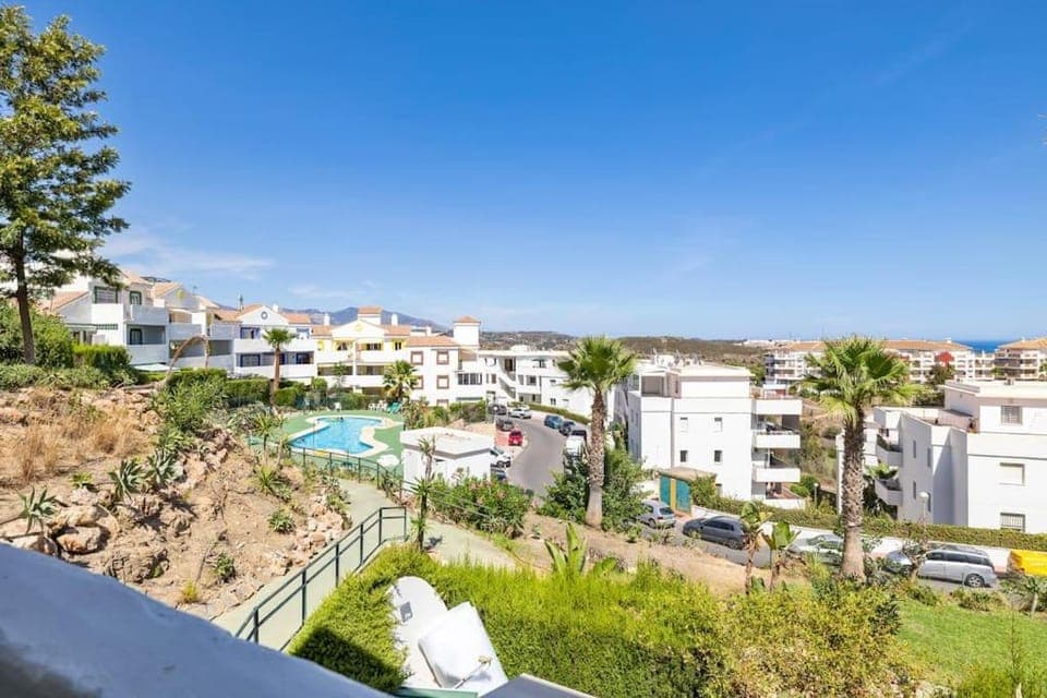 Neighbourhood, Mountain view, Pool view, Sea view, Street view, Parking