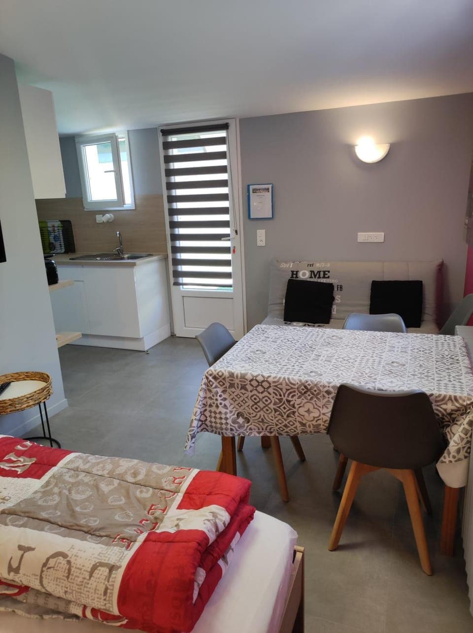 Kitchen or kitchenette, Living room, Photo of the whole room, Dining area, Bedroom