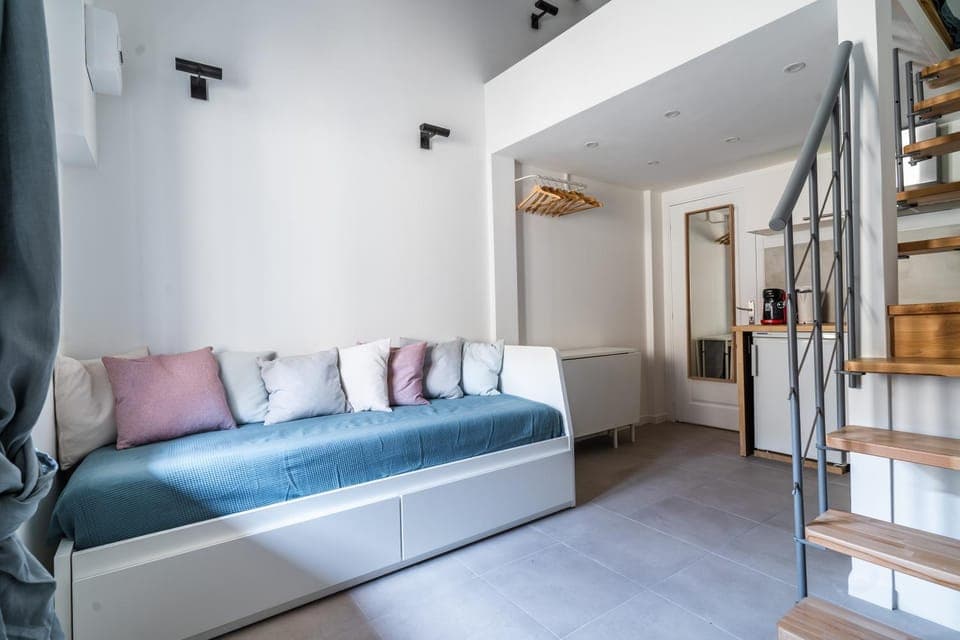 Living room, Lounge or bar