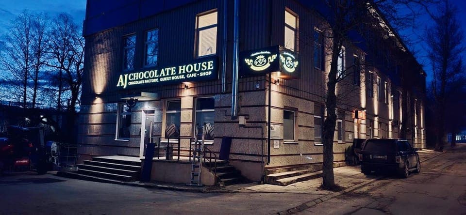 Property building, Night, Street view