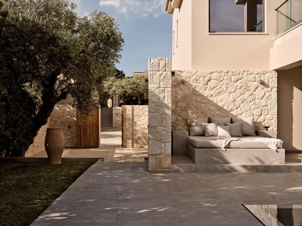Property building, Garden view