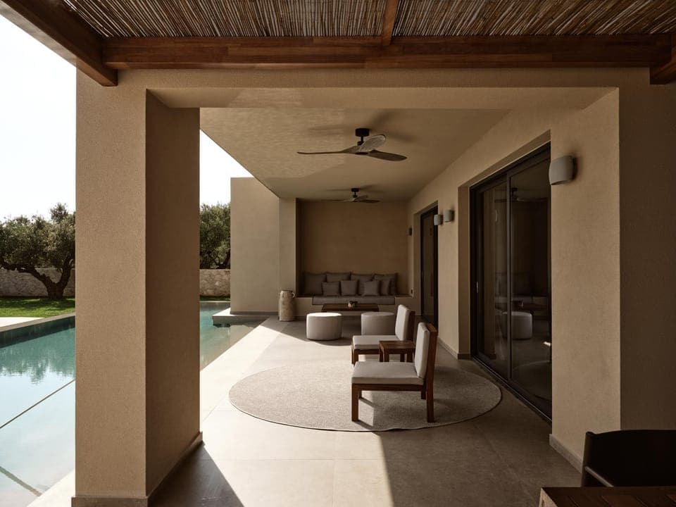 Property building, Swimming pool