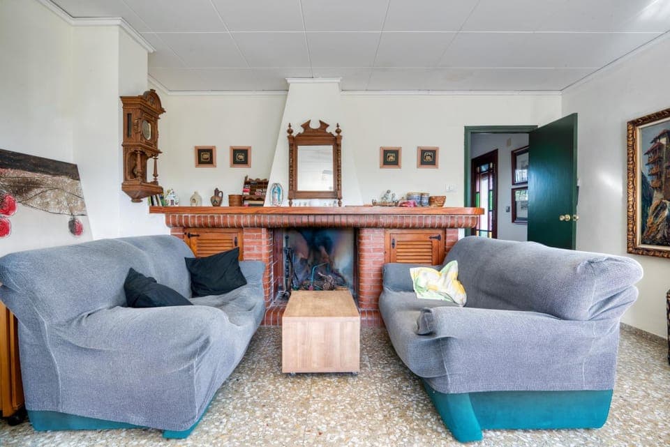 Property building, Living room