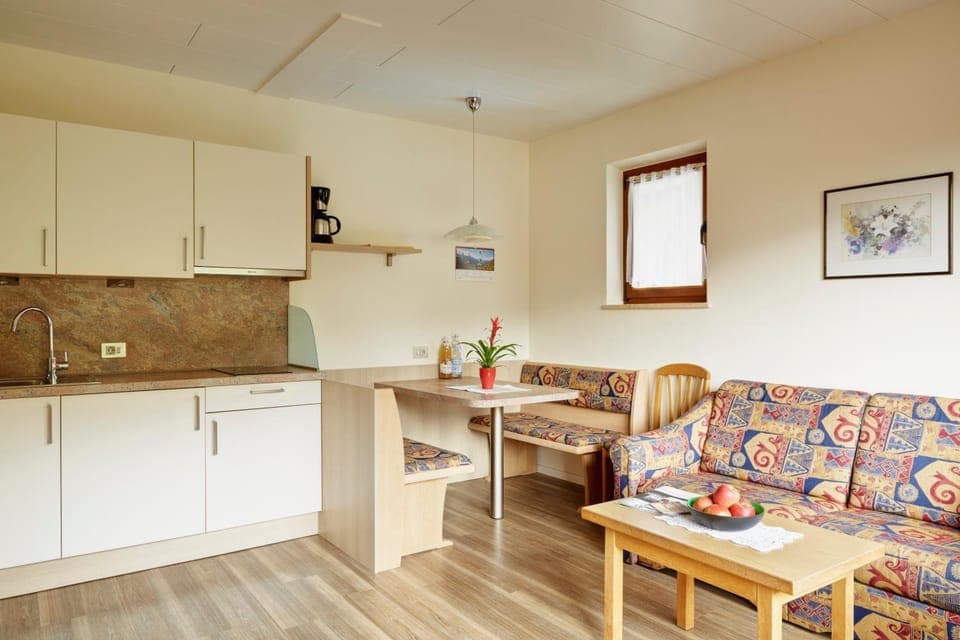 Kitchen or kitchenette, Living room, Dining area