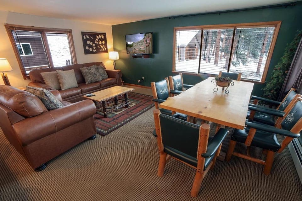 Timber Creek Chalets- 14 chalet Chalet in Estes Park
