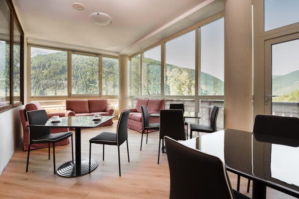 Hotel Vezza Alpine Lodge & Spa Hotel in Province of Brescia