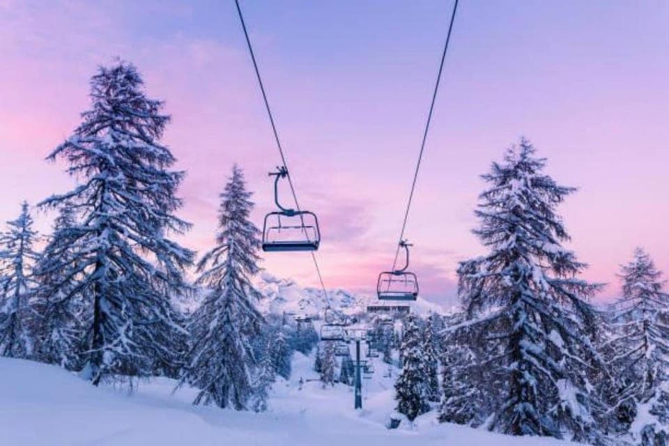 Ski-In Granby Getaway Villa in Granby