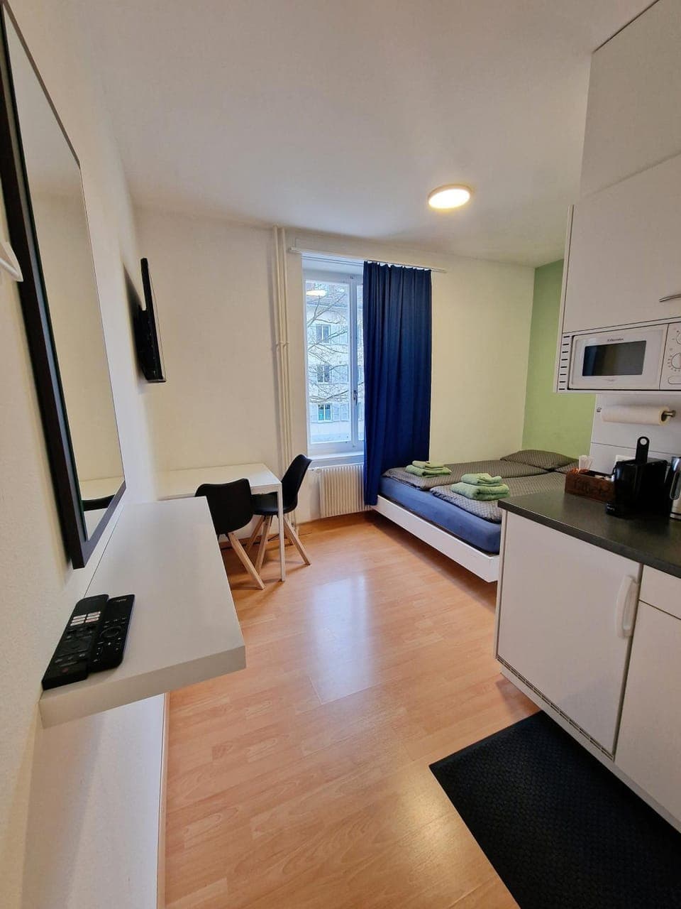 Kitchen or kitchenette, Living room, Inner courtyard view