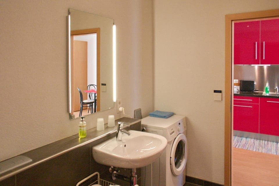 Bathroom, Photo of the whole room