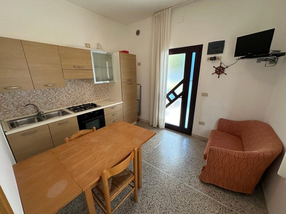 TV and multimedia, Kitchen or kitchenette, Living room, oven